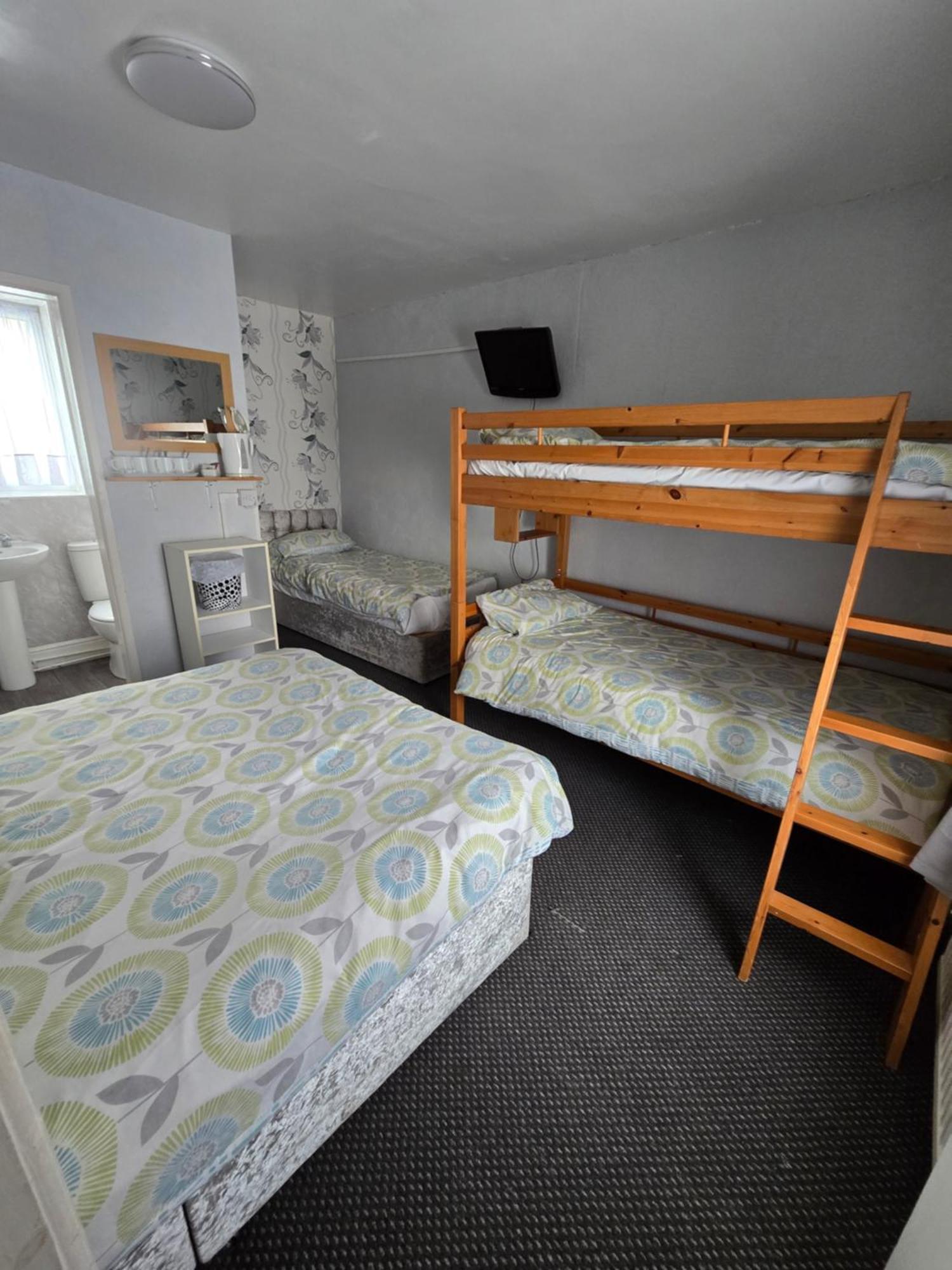 Tobermory Hotel — Photos 1